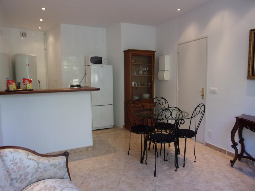 Top' Appart Hotel Pont-Sainte-Maxence Δωμάτιο φωτογραφία