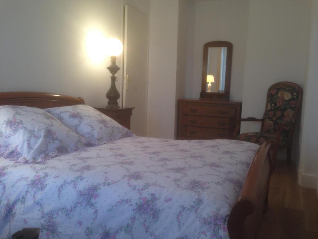 Top' Appart Hotel Pont-Sainte-Maxence Δωμάτιο φωτογραφία