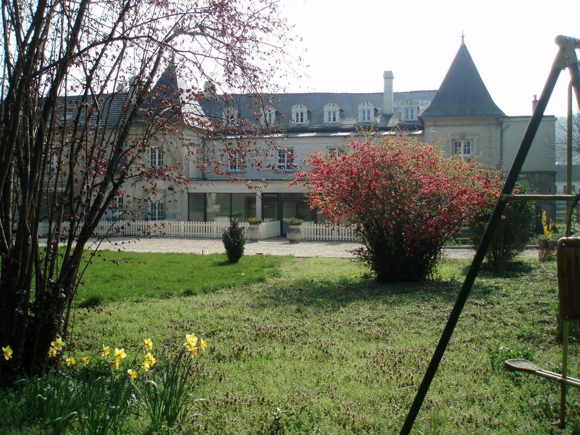 Top' Appart Hotel Pont-Sainte-Maxence Εξωτερικό φωτογραφία