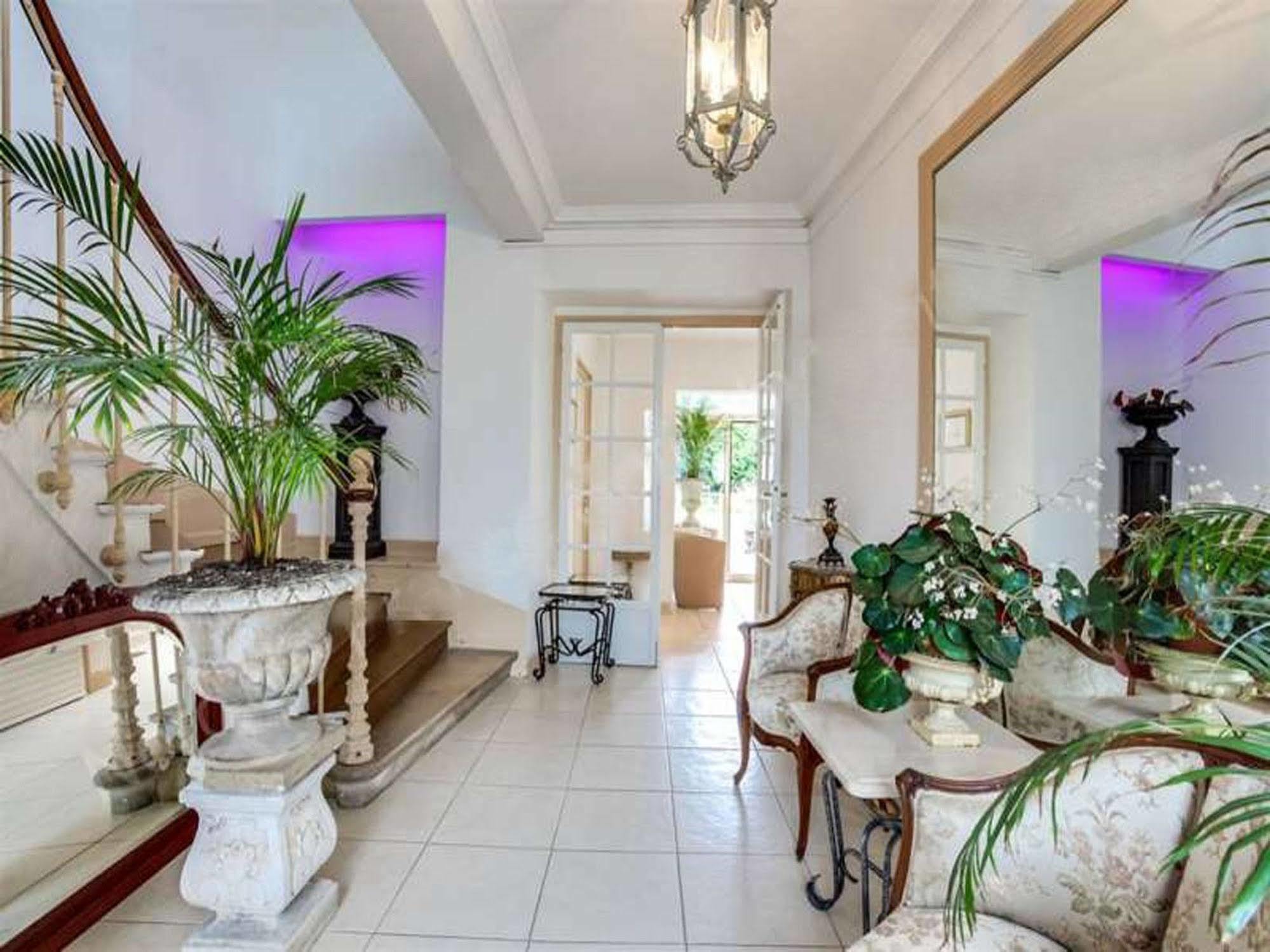 Top' Appart Hotel Pont-Sainte-Maxence Εξωτερικό φωτογραφία